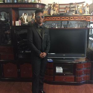 Meet your Posher, Derrick